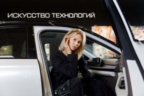 Галерея Cosmoscow